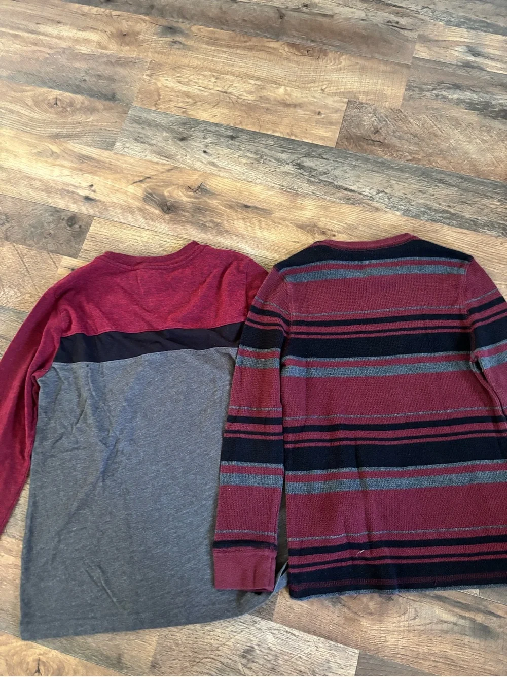 urban pipeline Boys Long Sleeve Two-Pack in Burgundy, Black & Gray